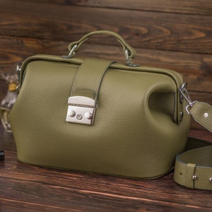 Leather Purse Bag, Doctor Style Bag, Women's Crossbody Bag, Leather Handbag image 3