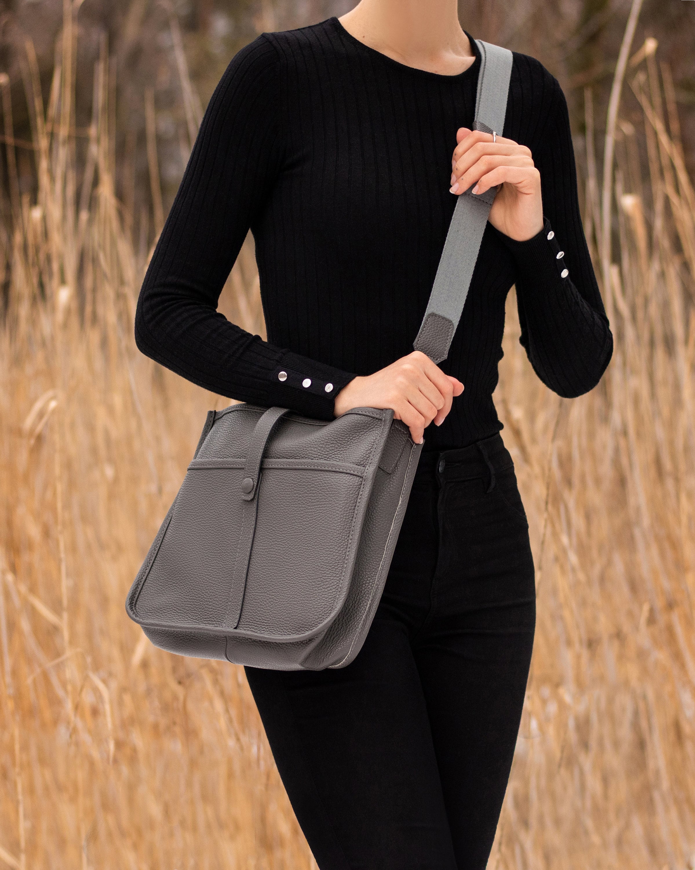 Small Leather crossbody bag, women grey handbag, soft leather crossbody bag, crossbody shoulder purse, italian leather bag, messenger bag