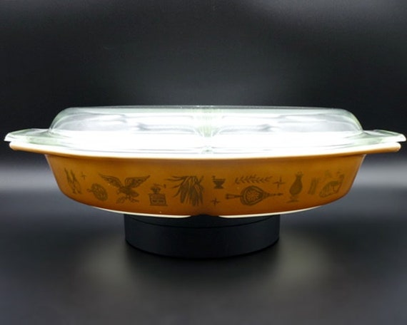 Vintage Pyrex Early American Divided Casserole Dish With 