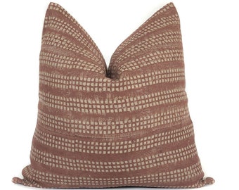 Rust Brown Geometric Pillow Cover: Farmhouse Linen Blend (12&#39;&#39;x24&#39;&#39;)
