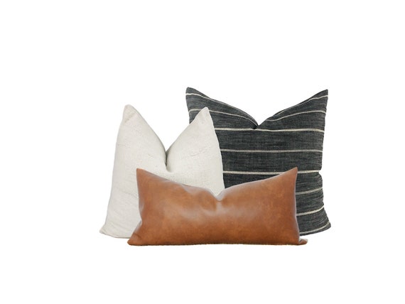 Set Of 4 Black And White Reverse With Faux Leather Lumbar Pillow Covers Set Of 4 Black And White Reverse With Faux Leather Lumbar Pillow Covers