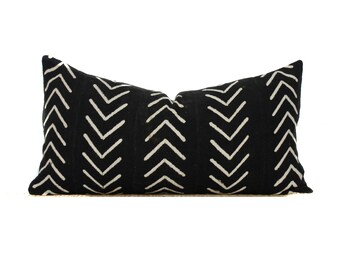 MudCloth Pillow Cover | Arrow Lumbar | Black + Cream | 12x24 | No317