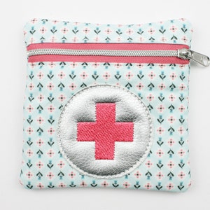 Borsa di pronto soccorso Streublümchen azzurro/rosa salmone 11 x 11 cm