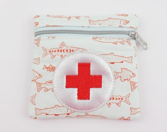 First aid kit mini fish delicate light blue/red 11 x 11 cm