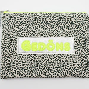 Kosmetiktäschchen Canvas "Gedöns" Leoprint dunkelgrau/neongelb