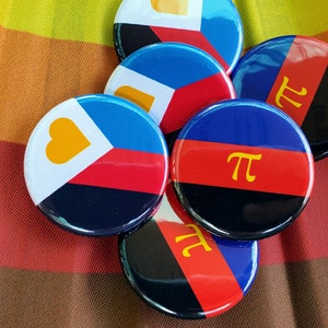 Polyamorous Pride Flaggen 3,2 cm Accessoires - Pins, Magnete, Schlüsselanhänger, Schuh Anhänger