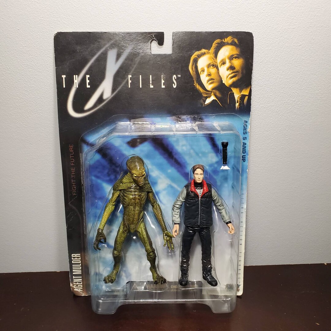Xfiles Series 1 the Xfiles Fight the Future Movie Agent Fox Mulder