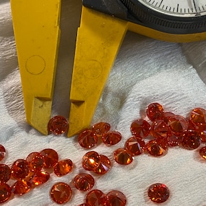 Orange 5MM Perfect Color and Quality  Round Cut Machine Cut Loose CZ Cubic Zirconia Gemstone Sold in packages of 4 pieces