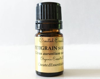 Petitgrain  Essential Oil | Organic Petitgrain Essential Oil | 100% Pure Essential Oil | Therapeutic Essential Oil of Petitgrain sur Fleurs