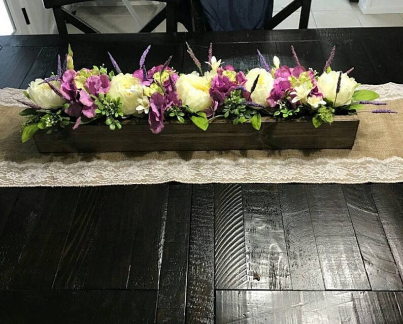 Burlap Table Runner with Ivory Lace, Rustic Wedding Decor, 12" Wide image 3