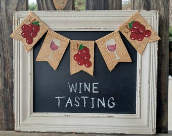Reversible Wine & Grapes Mini Burlap Banner, Small Space Wine Tasting Decor