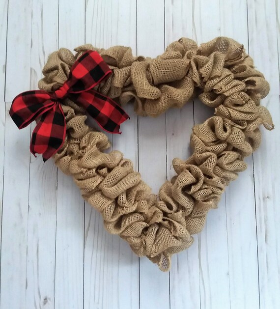 How to Make a Simple Wire and Burlap Heart Wreath: DIY Rustic