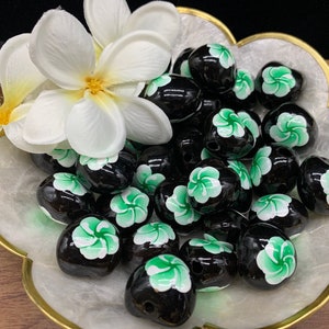 LOOSE Kukui Nuts  Hawaiian Kukui Nuts Loose for Lei Making and Kukui Nut Crafts PLUMERIA Flower GREEN