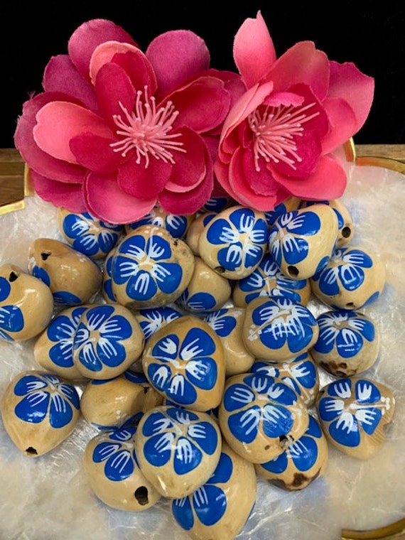 LOOSE NATURAL Kukui Nuts Hawaiian Kukui Nuts Loose for Lei Making