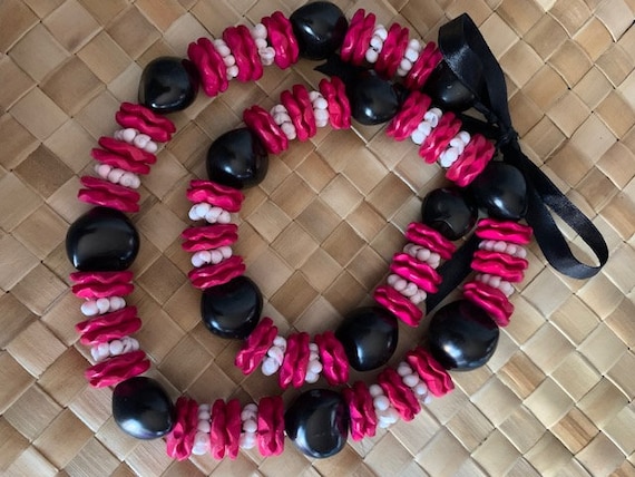 果物 coco lei Hawaiian Kukui Nut Lei Mongo Shell Coco Flower Lei Class of