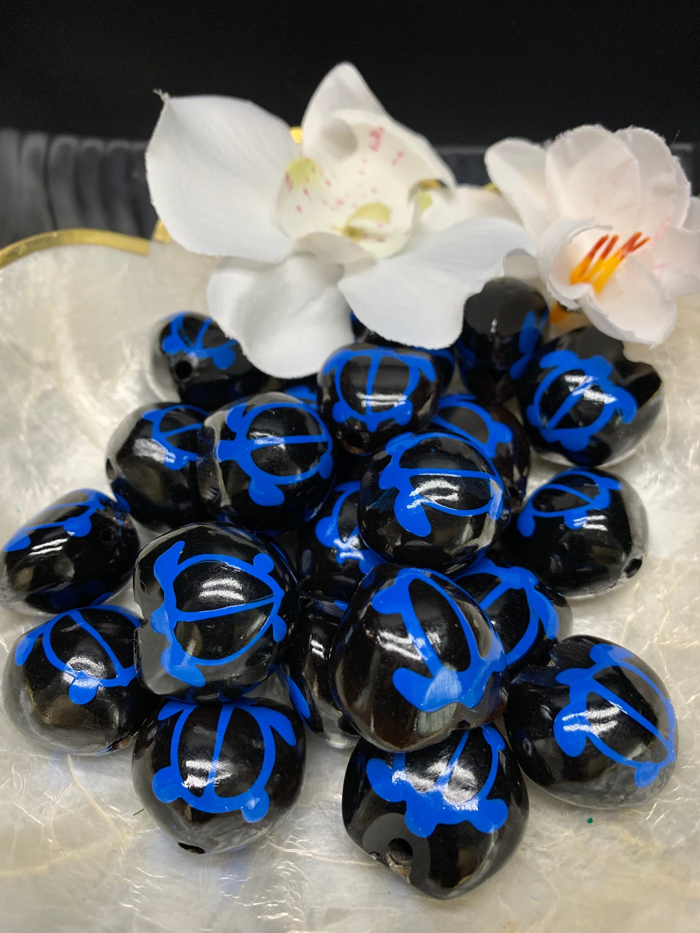 LOOSE Kukui Nuts Hawaiian Kukui Nuts Loose for Lei Making and