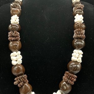 Hawaiian Mongo Shell Koa Seed Rings Lei BROWN Kukui  Lei Necklace Class of 2025 Graduation Wedding Lei