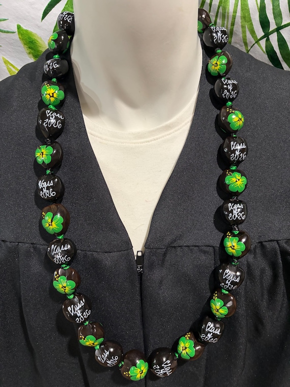 Hawaiian Kukui Nut Lei CLASS OF 2026 Red, Blue, Green, Orange