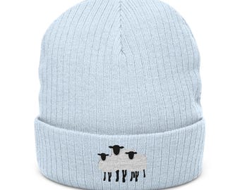 Gorro de punto de oveja bordada / Mezcla de hilo reciclado