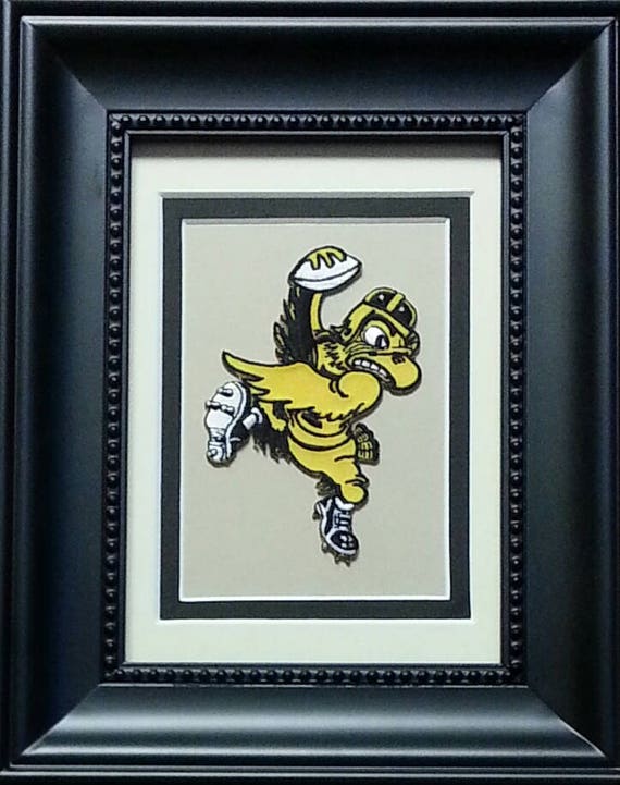 Iowa Hawkeyes Framed Vintage Embroidered Patch Image 0