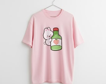 Camiseta extragrande hecha a mano con el conejito Soju / Camiseta kawaii en tonos pastel