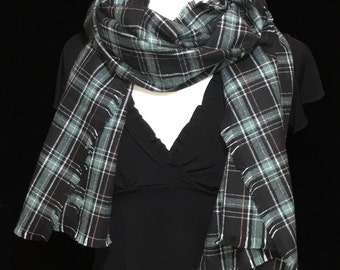 Green Plaid Blanket Scarf, Winter Scarf, Gift for her, Blanket Scarf, Flannel Scarf, Warm Scarf, Scarf, Plaid Scarf,  plaid Scarf