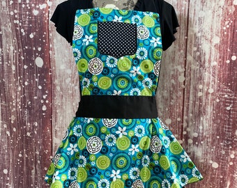 Vintage Inspired Apron, Vintage, Gray Apron, Vintage Apron, Ruffled Apron,