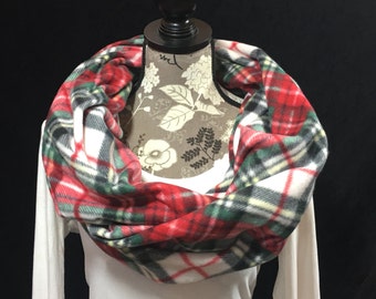Red and Green Scarf, Winter Scarf, Gift for Her, Scarves for Women, Infinity Scarves,Knit Scarf, Striped Scarf, Warm Scarf, Christmas Gift