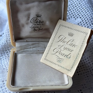 Vintage Square CIRO Box Etui na biżuterię Celuloid z ulotką dotyczącą pielęgnacji