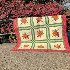 Fall quilt, maple leaf quilt, lap quilt, handmade quilt sale, quilted throw image 6