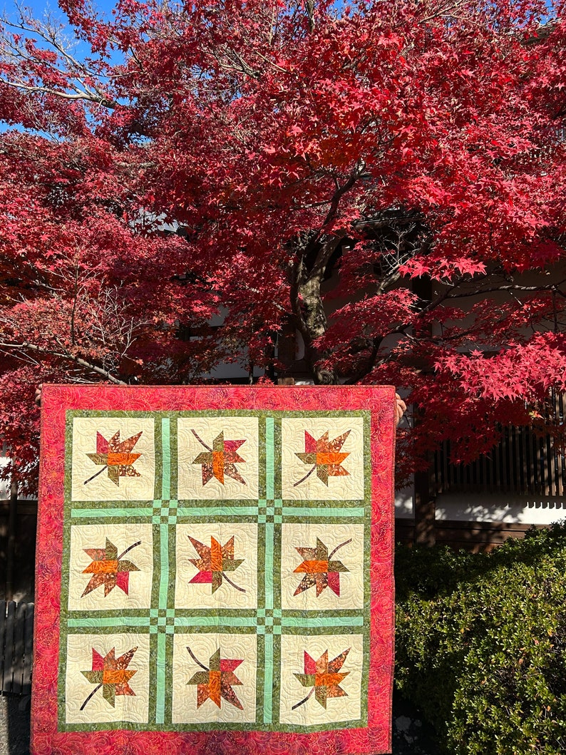 Fall quilt, maple leaf quilt, lap quilt, handmade quilt sale, quilted throw image 2