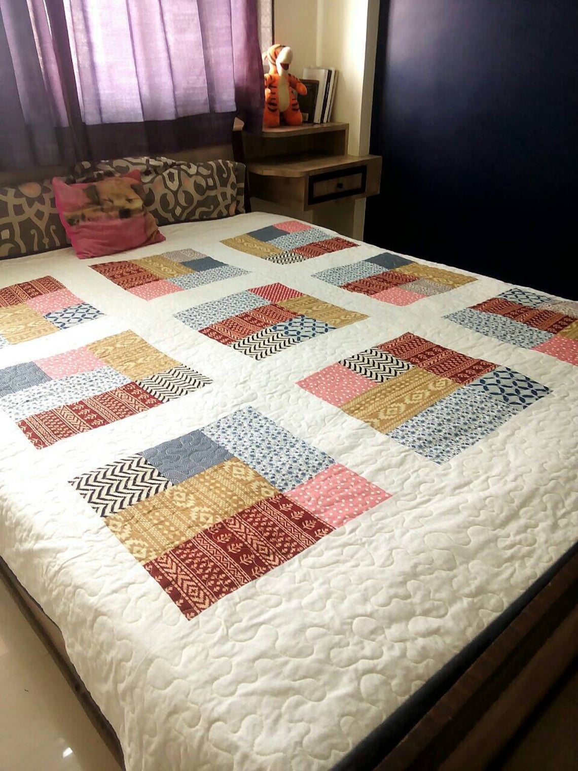 Queen size quilts. Homemade Quilts. Patchwork quilt. Etsy