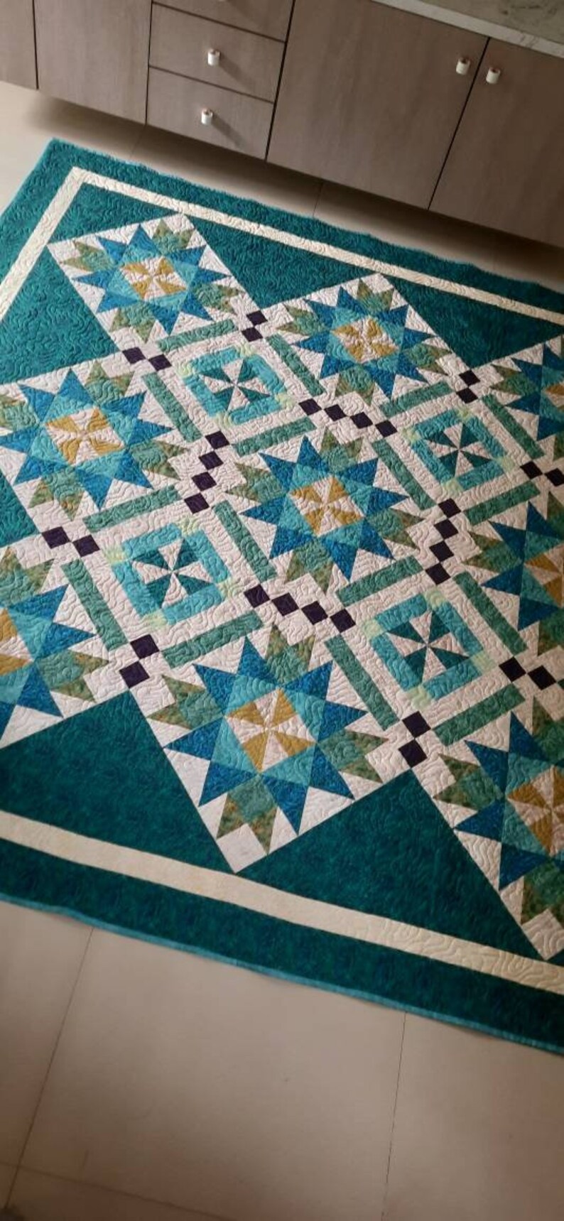 Queen size quilt, blue and green quilt, bed quilt, custom queen quilt, wedding gift, gift for her, handmade quilt sale, homemade quilt image 3