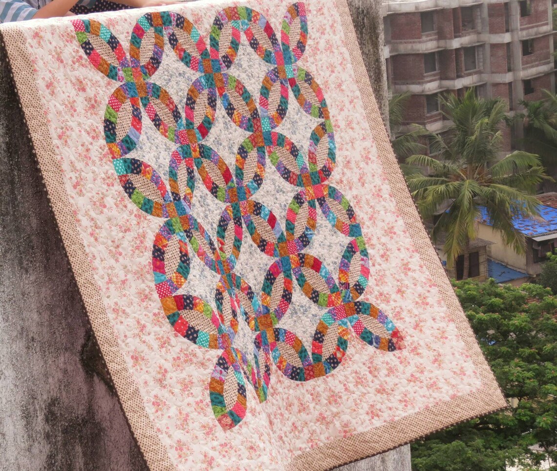 Wedding Ring Quilt / Wedding Gift / Homemade Quilt / Queen Etsy India