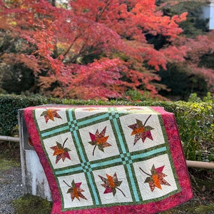 Fall quilt, maple leaf quilt, lap quilt, handmade quilt sale, quilted throw image 5