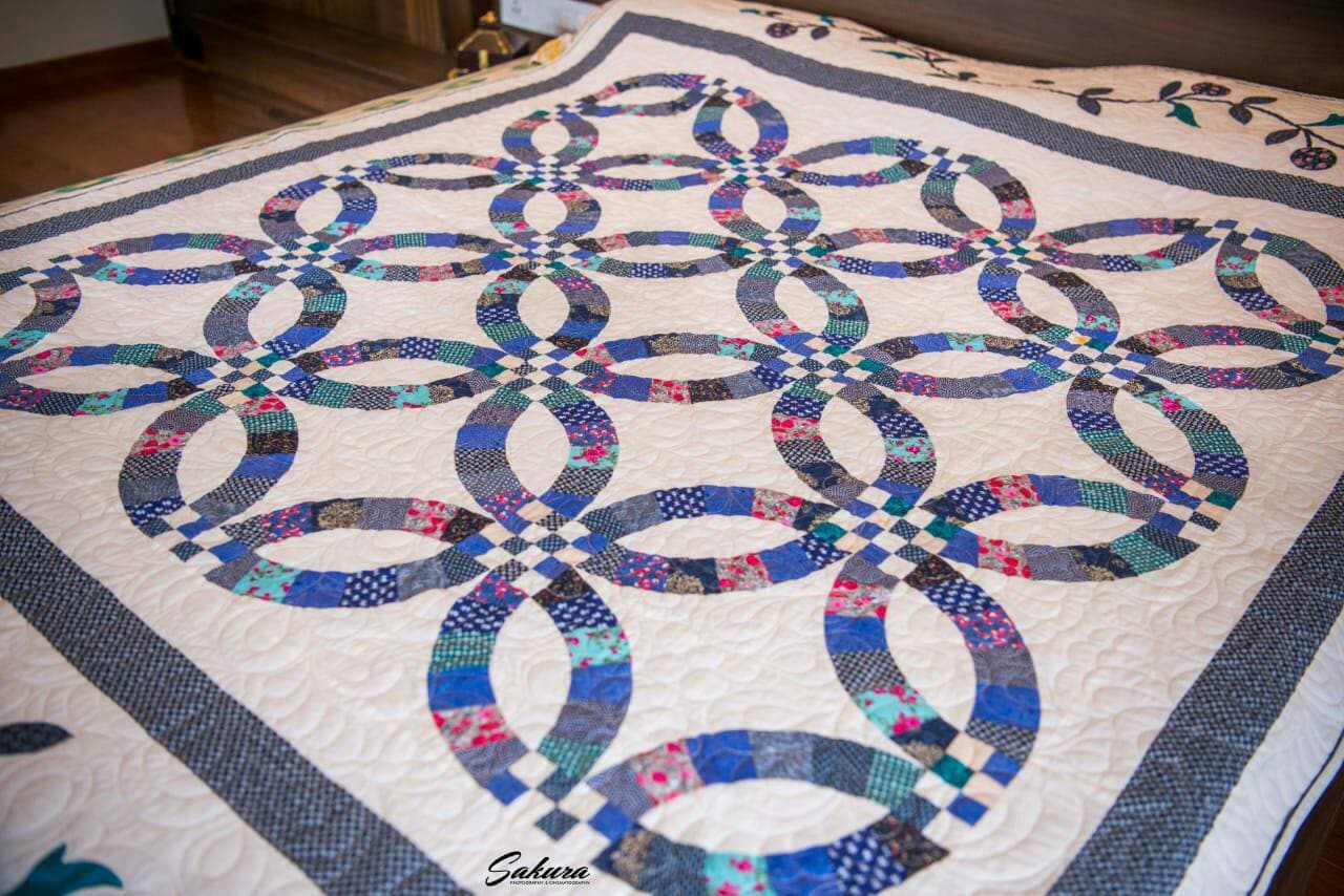 Double Wedding Ring Quilts — The Quilt Surrounded by Myths