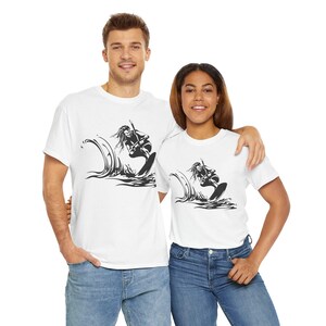 Surferliebhaber Unisex T-Shirt: Sea Sports Graphic T-Shirt