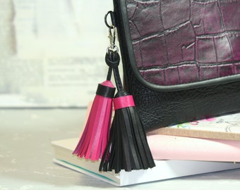 Black leather bag charm - Tassel keychain Black leather tassel Pink tassel Leather keychain Purse charm  Bag accessories  Pink bag charm