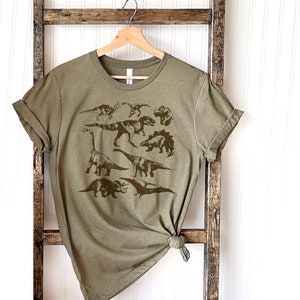 Camisa de dinosaurio, camiseta de dinosaurio, camiseta de TRex, sudadera de Triceratops, camiseta de T Rex, regalos de dinosaurios, camisa de paleontología, ropa de goblincore