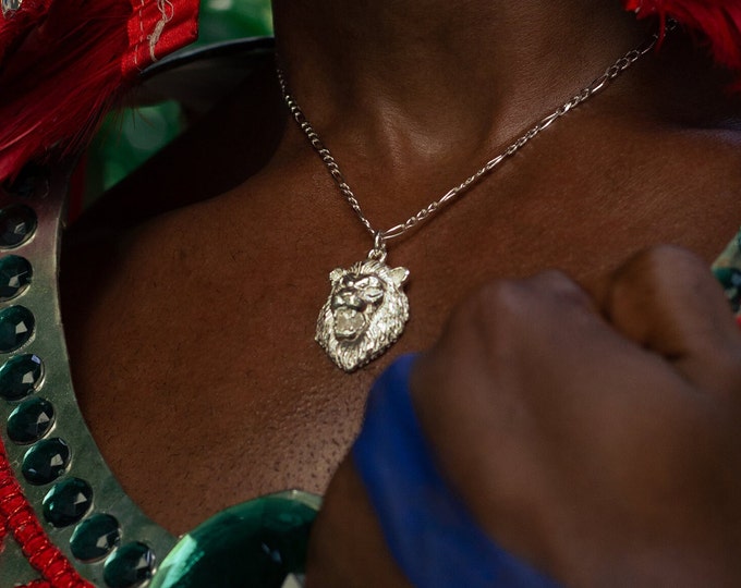 Caribbijou Large Lion Pendant with White CZ in 925 Sterling Silver