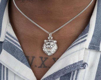 Lion Head Pendant with Chain in .925 Sterling Silver