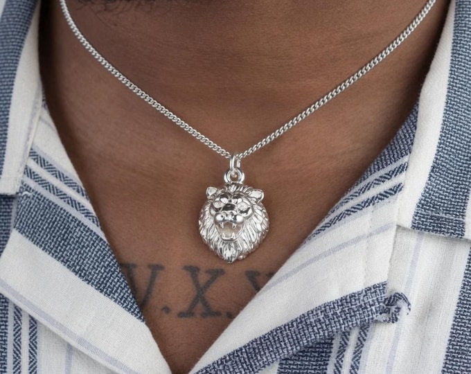 Lion Head Pendant with Chain in .925 Sterling Silver