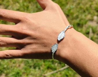 St Vincent Map Light Handcrafted 925 Sterling Silver Bangle Bracelet with Diamante Pattern