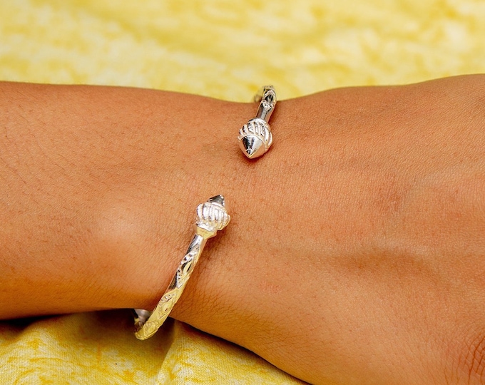 Sterling Silver West Indian Bangle: Diamante Pattern Taj Mahal Ends