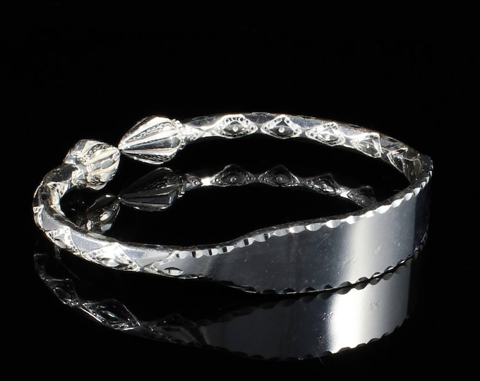 Handmade Sterling Silver West Indian Bangle: Cocoa Pod Ends, Diamante Pattern