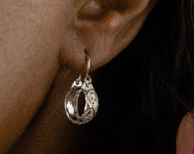 Grape Vine Hoop Earrings in .925 Sterling Silver