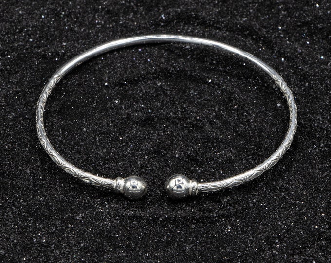 Baby and Child 090 Solid Ball Handmade West Indian Bangle .925 Sterling Silver