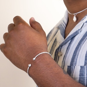 090 Taj Mahal West Indian Solid Calypso Pattern Handmade Bangle in Sterling Silver .925