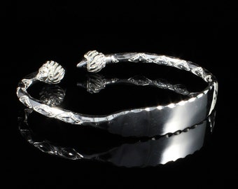 Handmade Sterling Silver West Indian Bangle: Taj Mahal Ends, Diamante Pattern