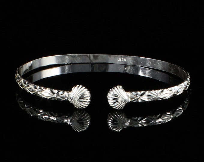 Sterling Silver West Indian Bangle: Diamante & Clam Shell Design